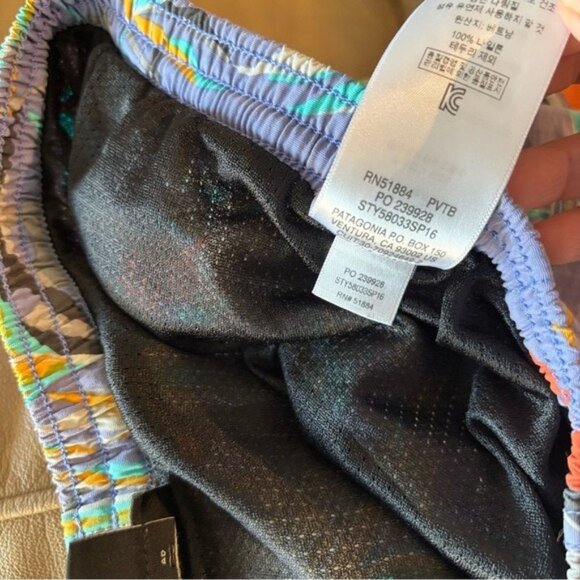 Patagonia Men's SMALL Baggies shorts Birds Of Paradise Swim Trunks Lined - Picture 5 of 16